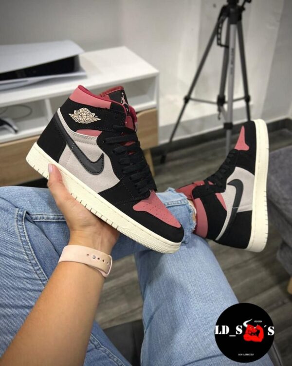 JORDAN RETRO 1 BOTA - Image 4