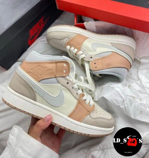 JORDAN RETRO 1 BOTA - Image 5