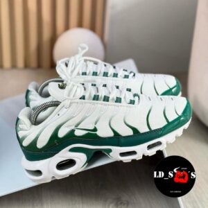 NIKE TN PLUS