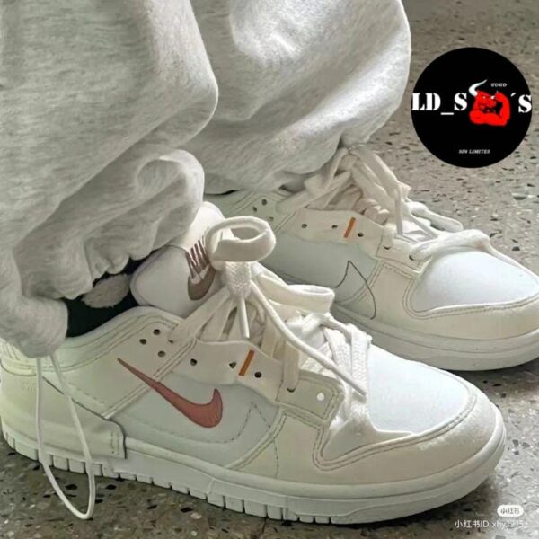 NIKE SB DUNK LOW