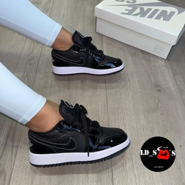 NIKE PARIS - Image 3
