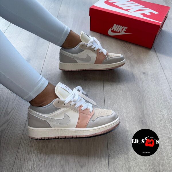 NIKE PARIS - Image 5