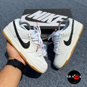NIKE SB DUNK LOW