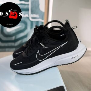 NIKE ZOOM X