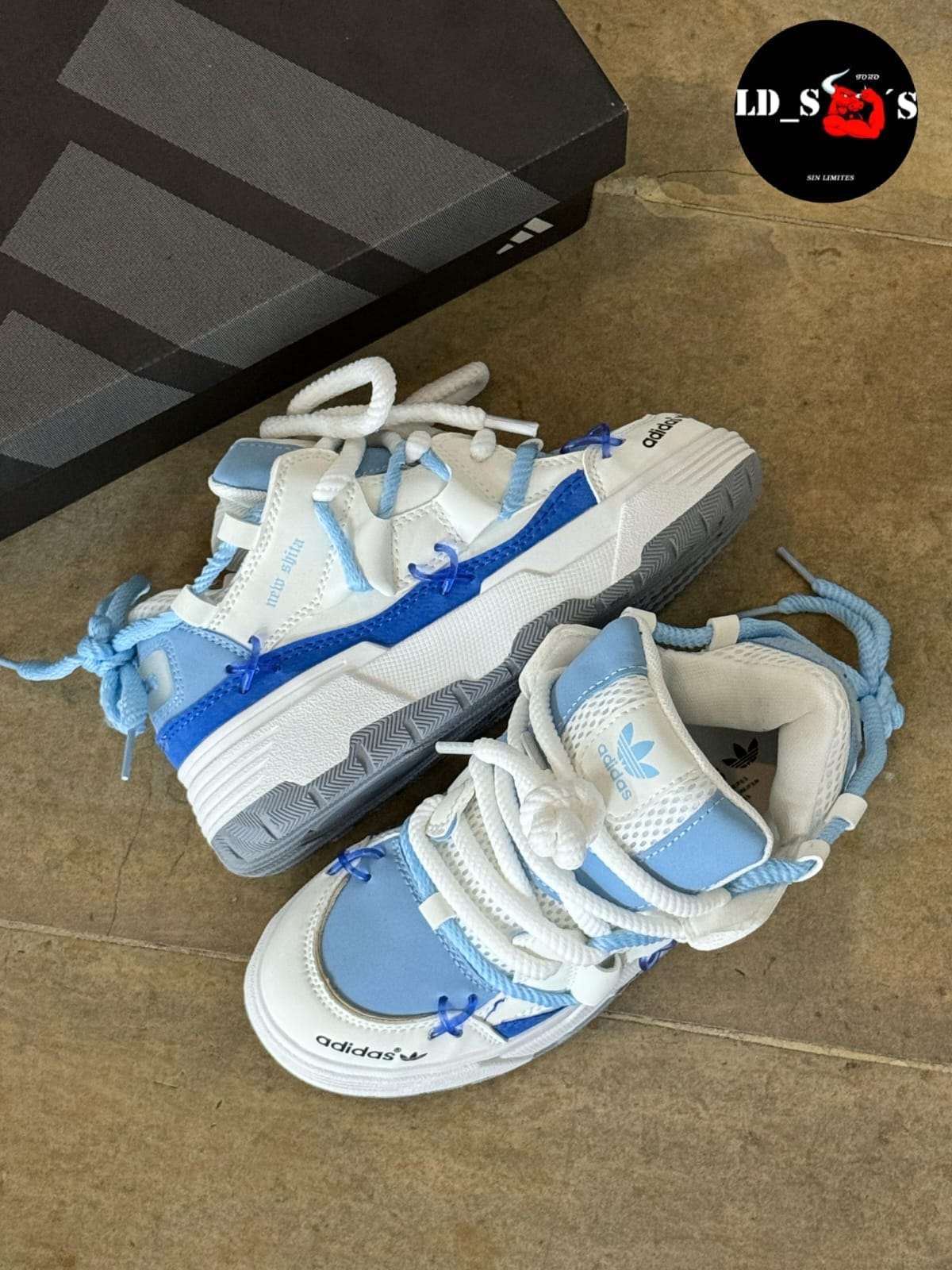 ADIDAS SHITA BLANCO-AZUL
