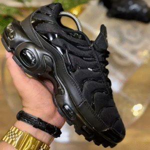 NIKE TN