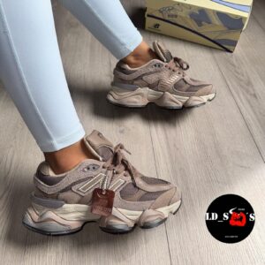 NEW BALANCE 9060 CAFE