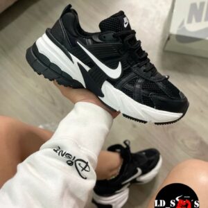 NIKE V2K NEGRO