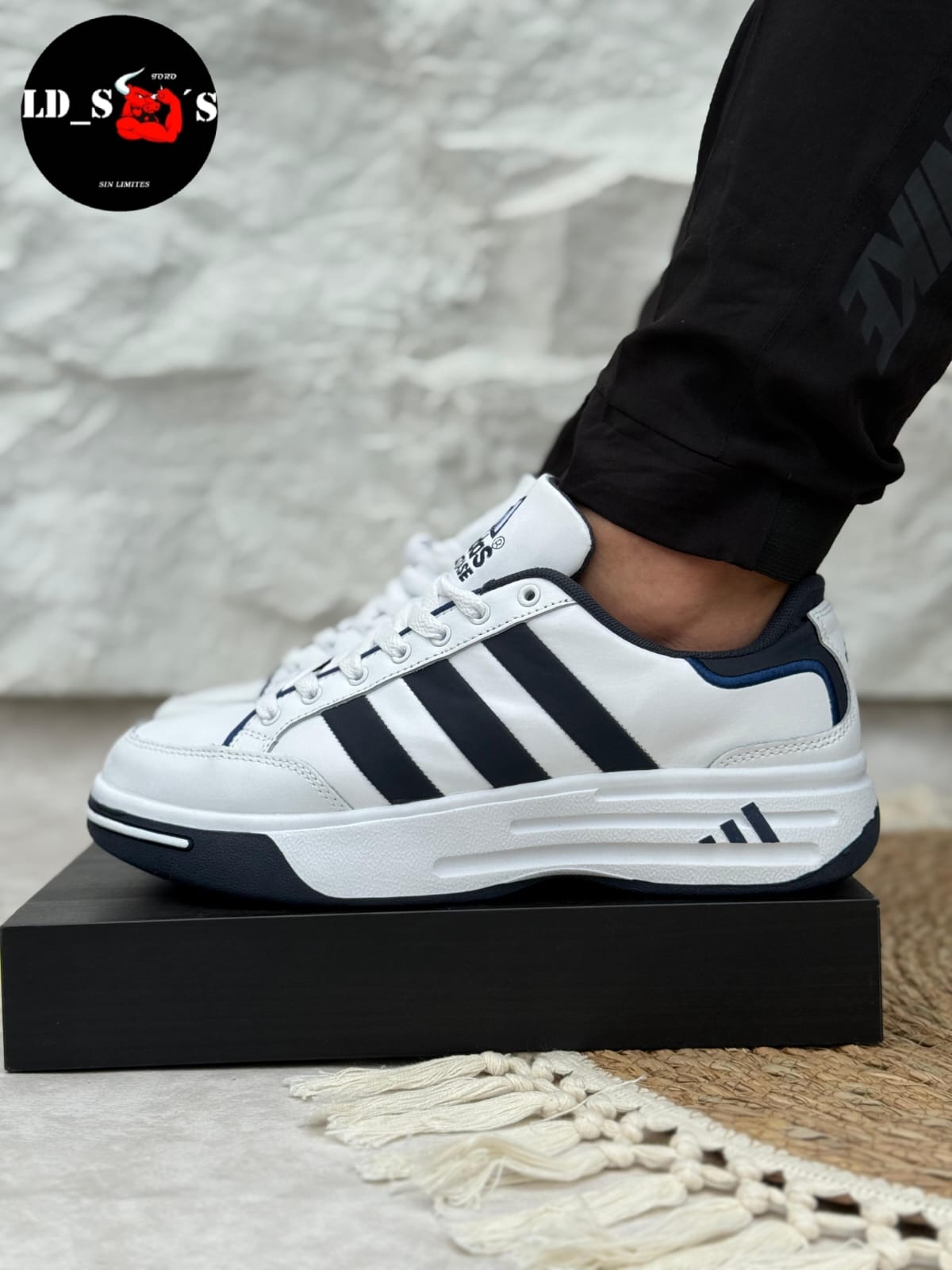 ADIDAS NASTASE BLANCO-AZUL