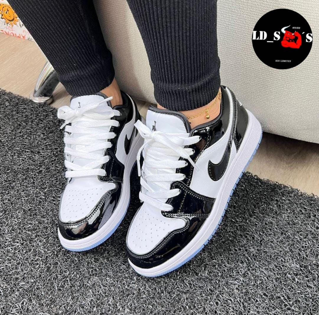 PARIS CHAROL BLANCO NEGRO