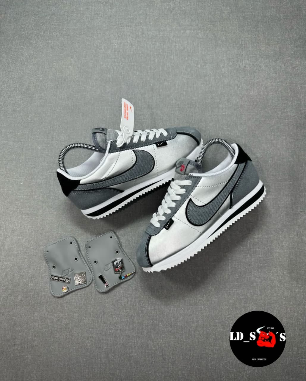 NIKE CORTEZ GRIS
