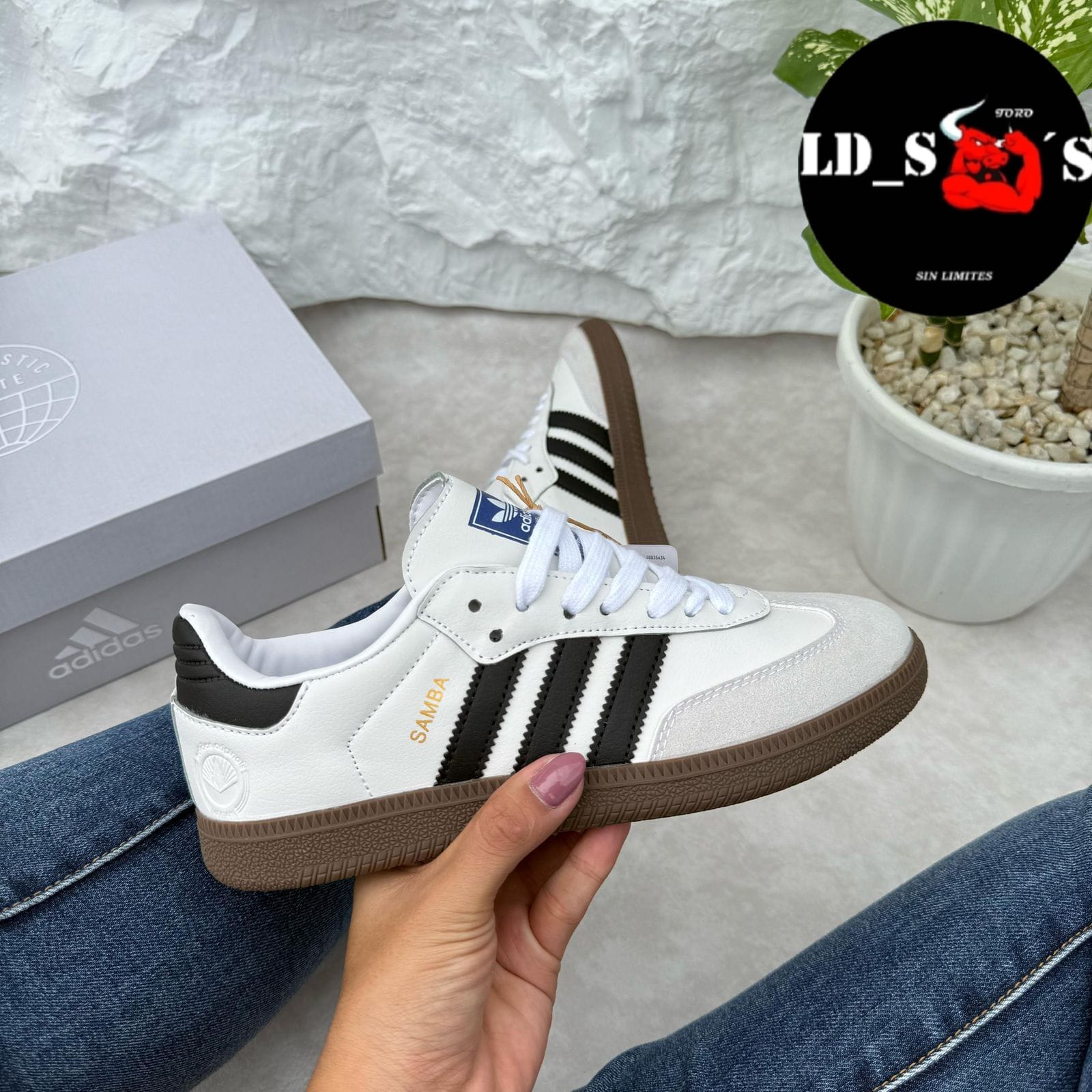 SAMBA BAJO BLANCO NEGRO